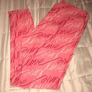 Valentine’s Day TC LulaRoe leggings